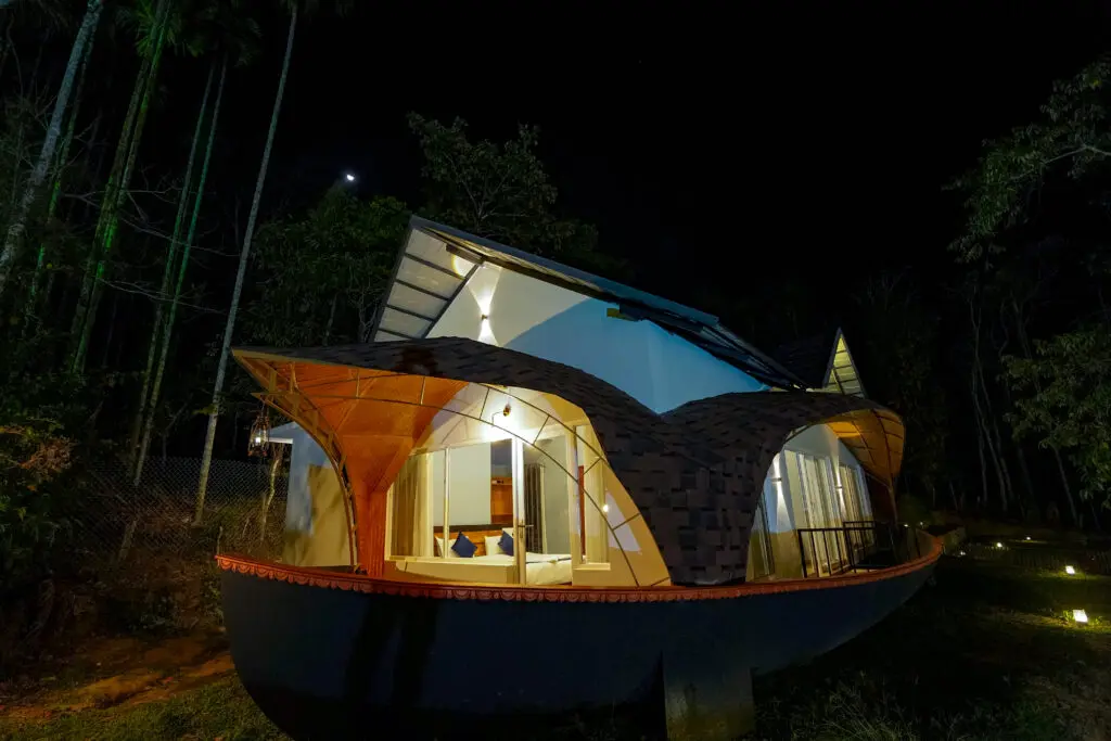houseboat rooms in night at best resort in wayanad